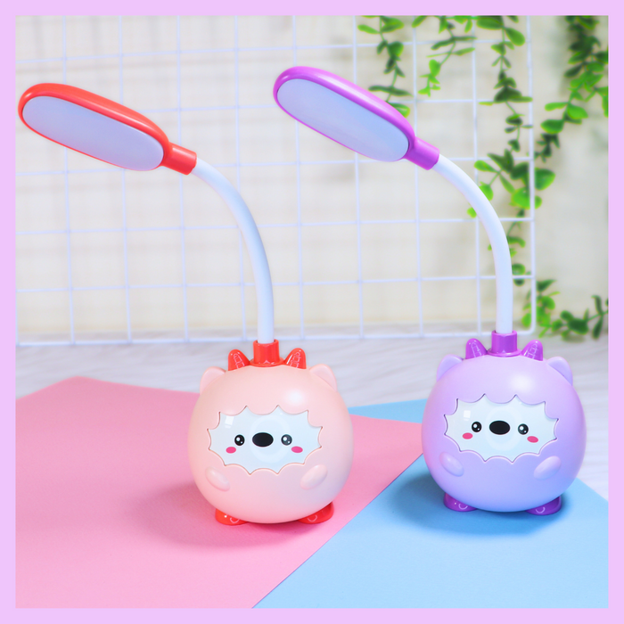 Cute llama LED table lamp alternate view