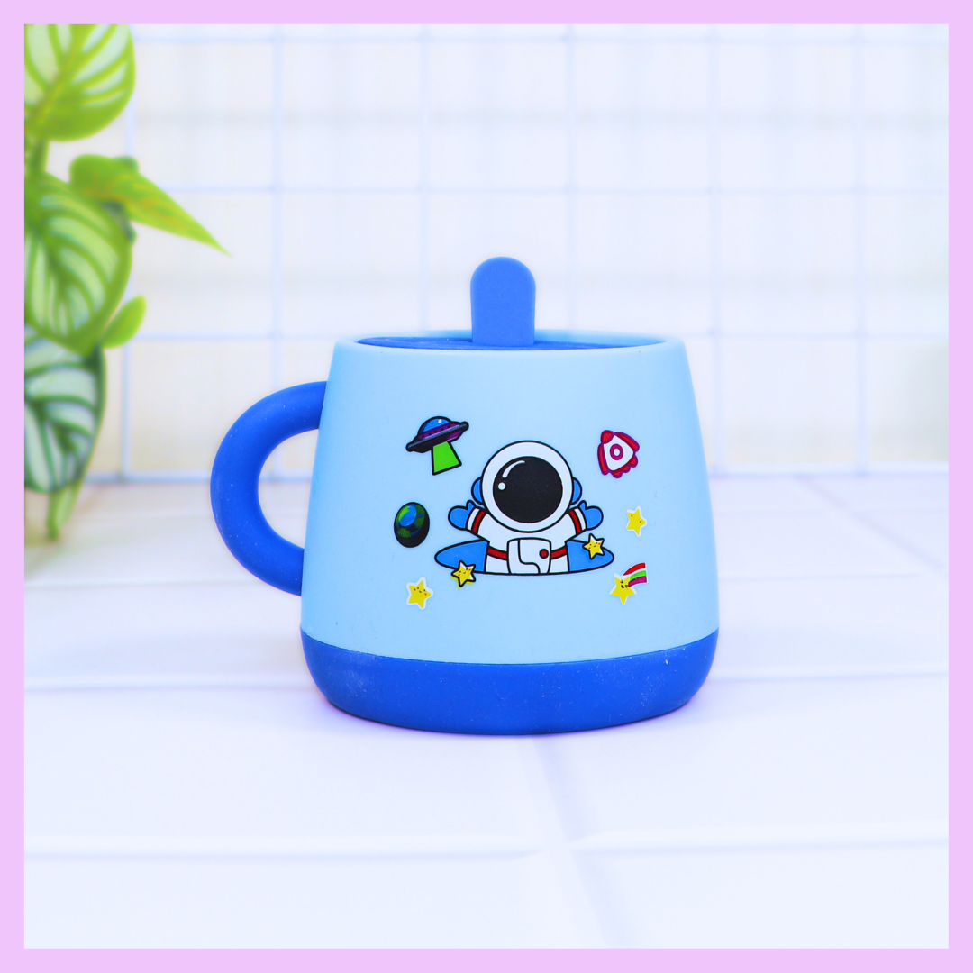 Space character cup lamp