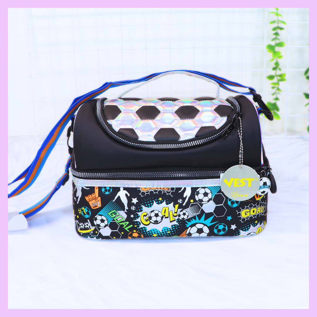 Goal-themed two-section thermal insulated kids lunch bag