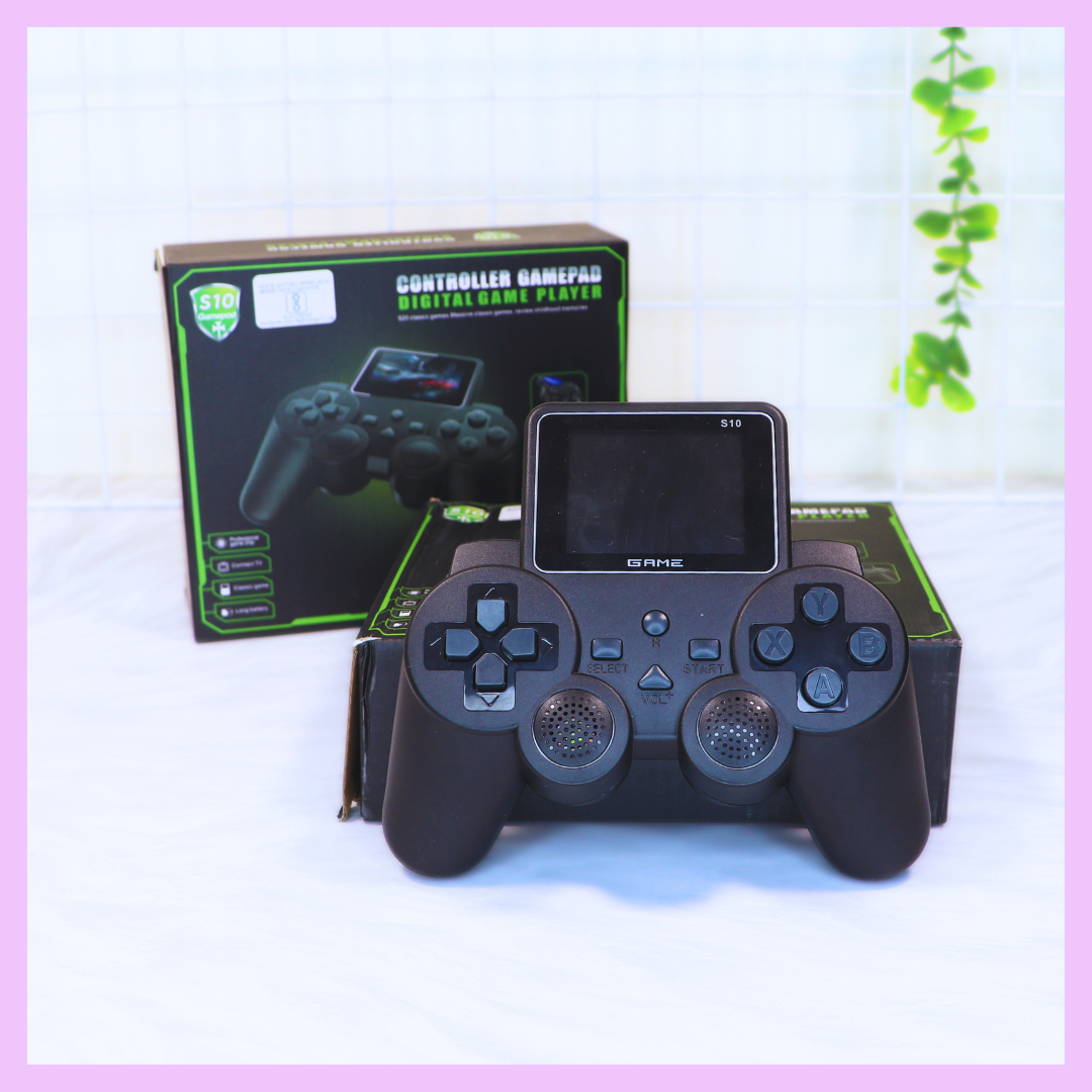 Handheld game controller alternate view
