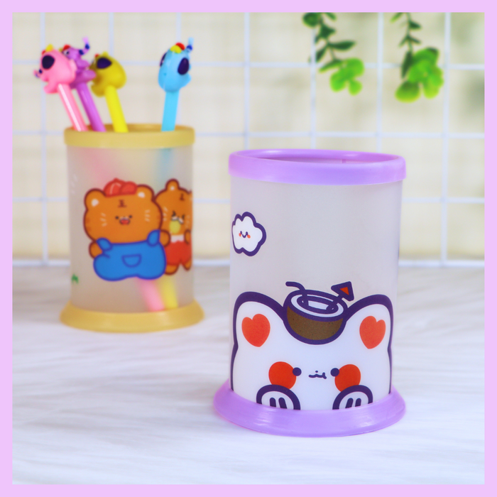 DIY kawaii pen holder craft project for desk organisation