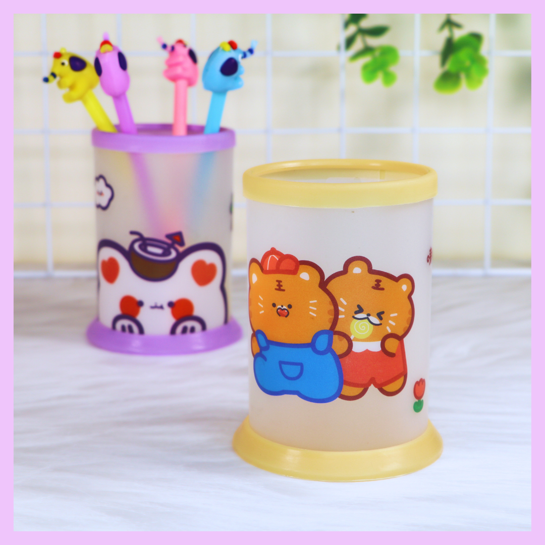 Cute DIY pen stand craft for study table organisation