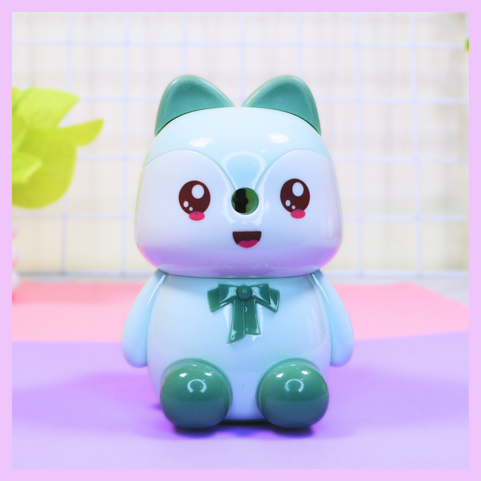 Cat pencil sharpener for pencil cases and desks