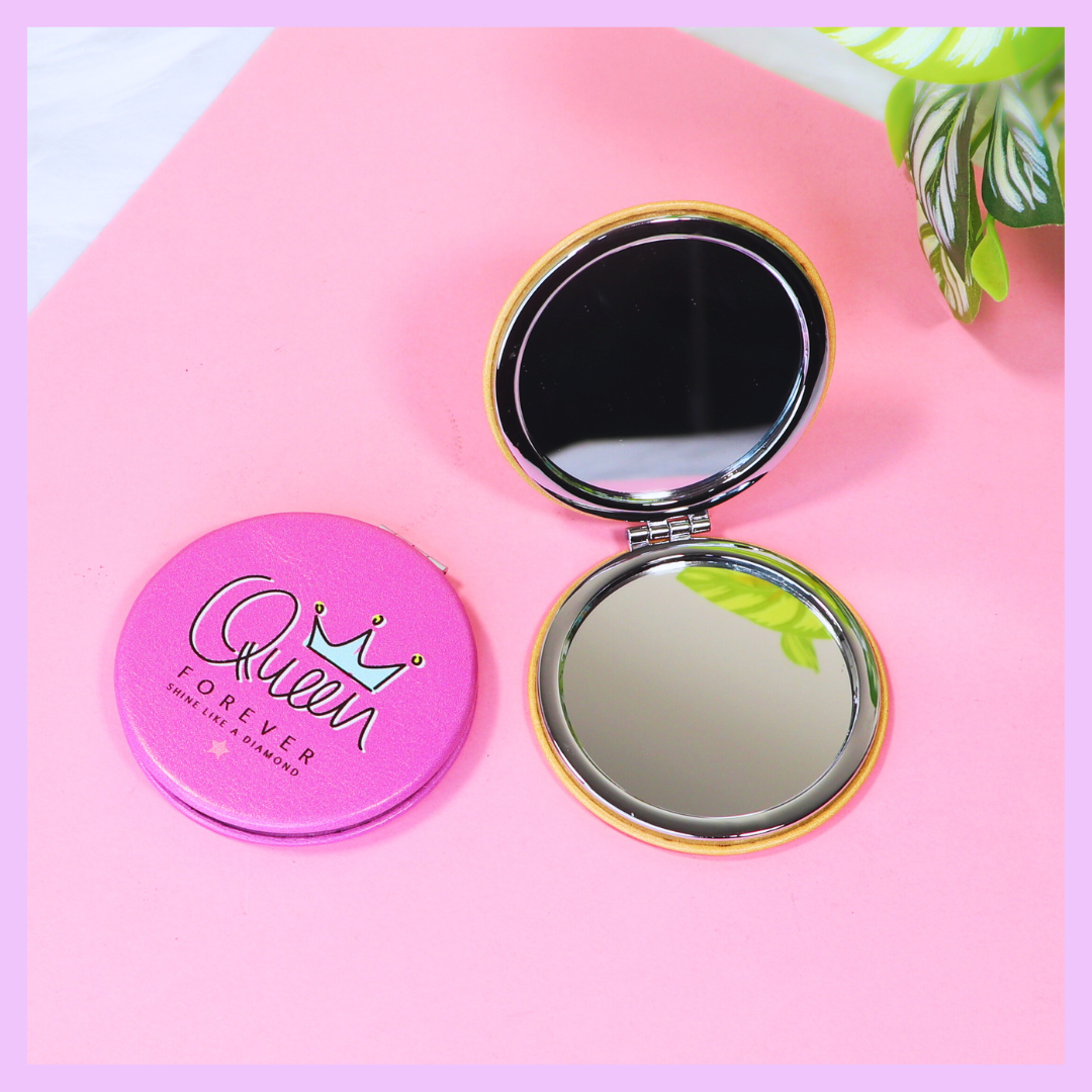 Round pocket mirror with Queen Forever purple design
