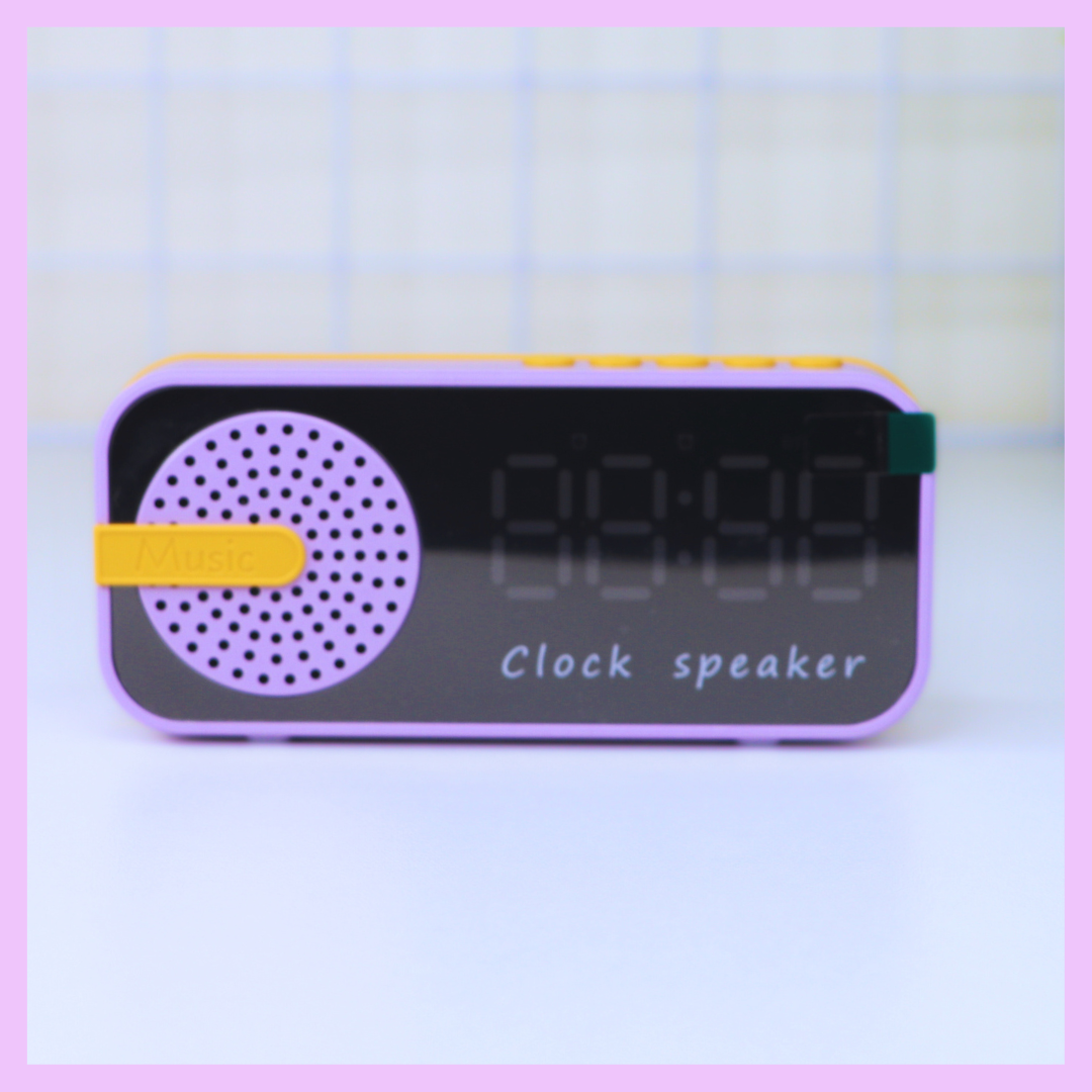 Digital speaker clock alternate view