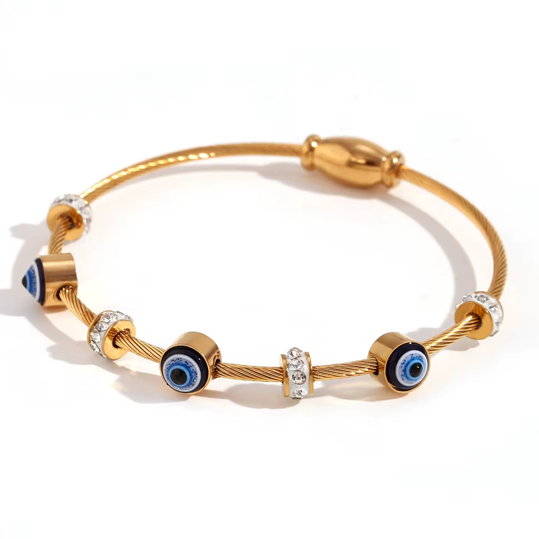 Anti tarnish evil eye bracelet detail