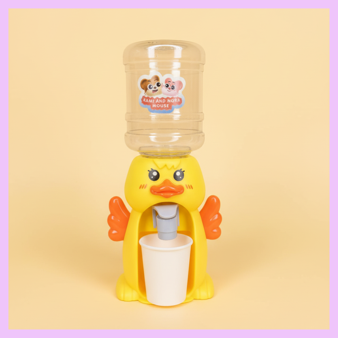 Pretend play water dispenser design